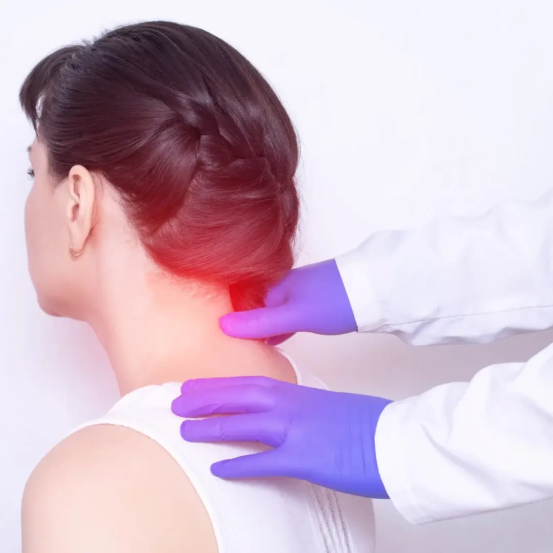 Chiropractor treatment for pinched nerve relief in neck